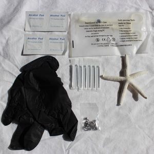 BODY PIERCING KIT